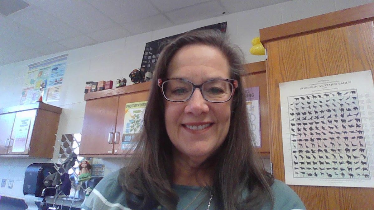 Mrs. Heckman joins the EHS science department. 